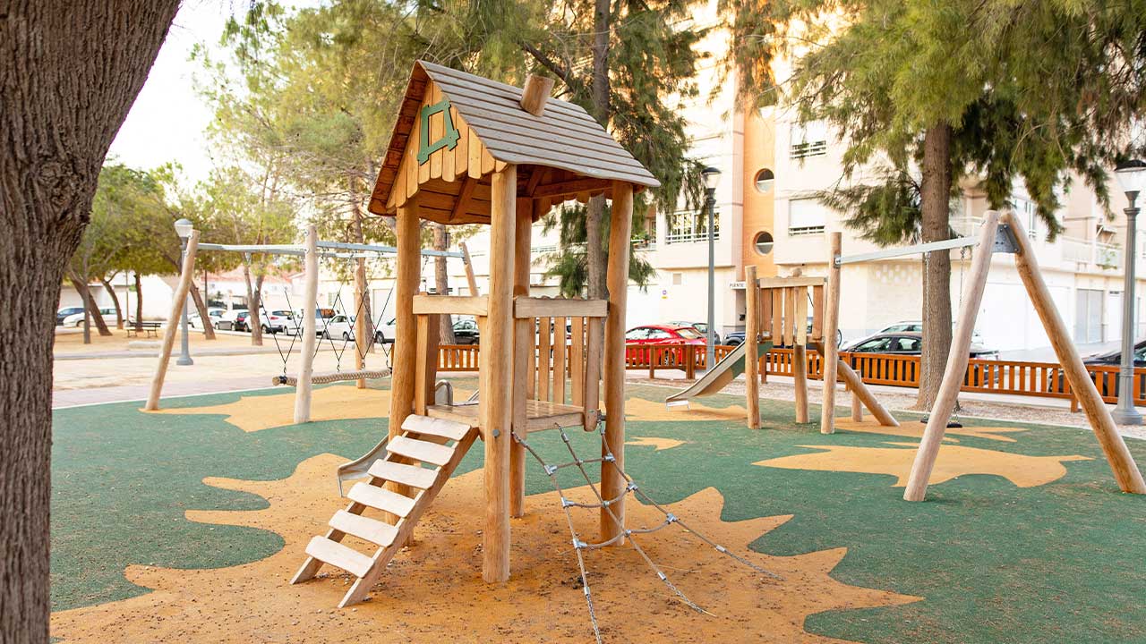 Parque infantil ROBINIA en Almoradí